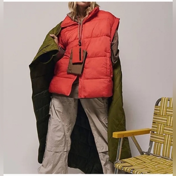 NEW! Free People Movement Half Time Double Pouch NWOT - Picture 3 of 14